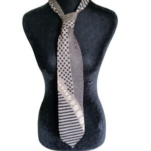 VTG Bachrach Tie 100% Silk Made In Italy 60"x4" Black Tan Geometric EUC